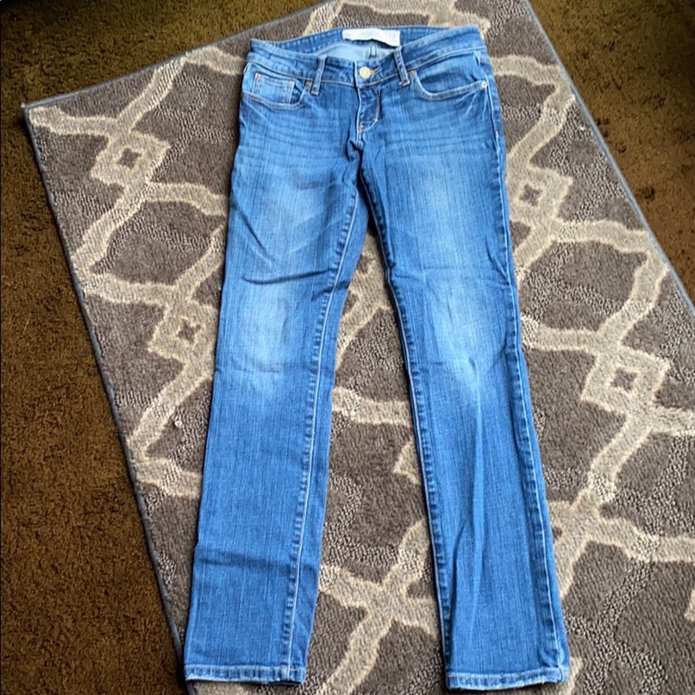 Abercrombie & Fitch blue jeans. Size 25 x 31